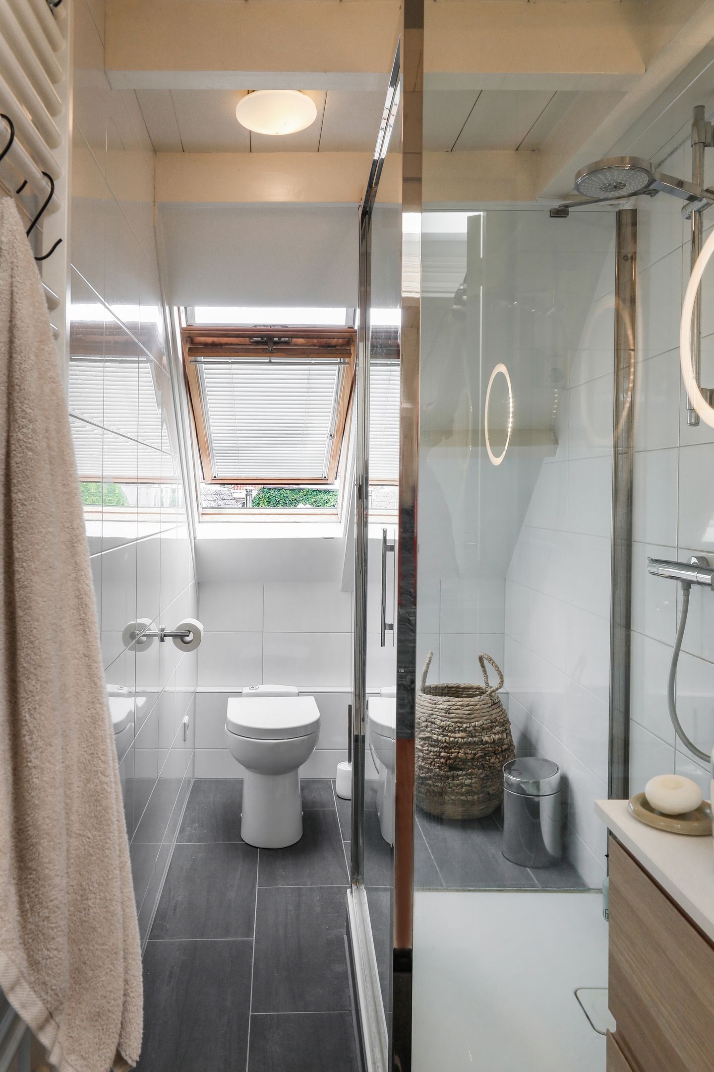 Foto 19 van Westwal 48-H