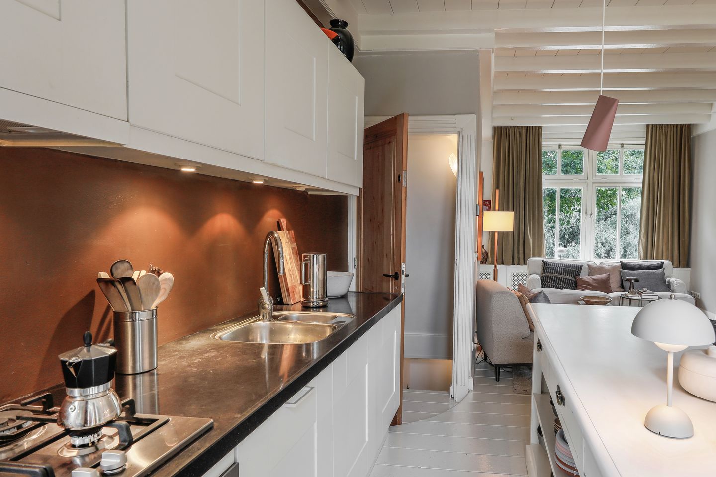 Foto 10 van Westwal 48-H