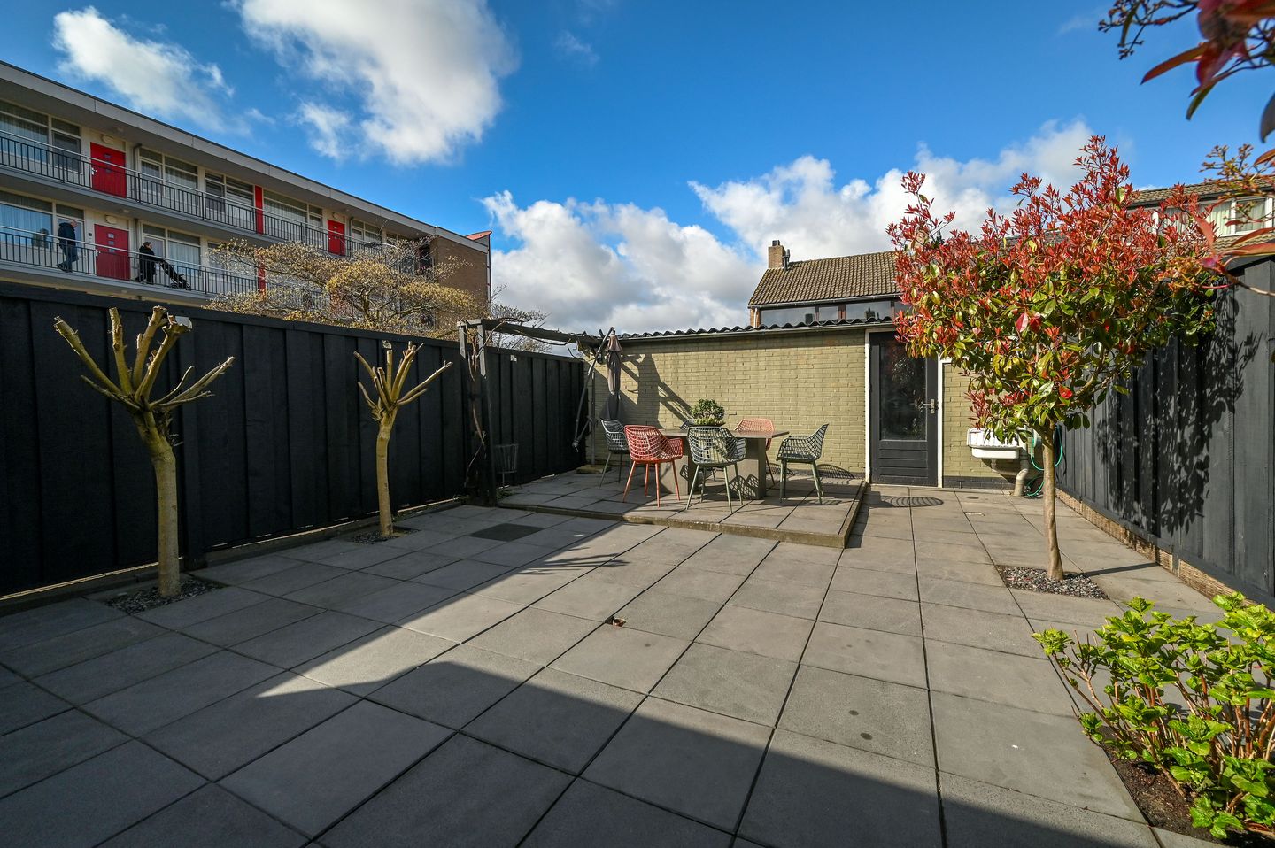 Ready-to-move-in corner home with 4 bedrooms and solar panels — 29