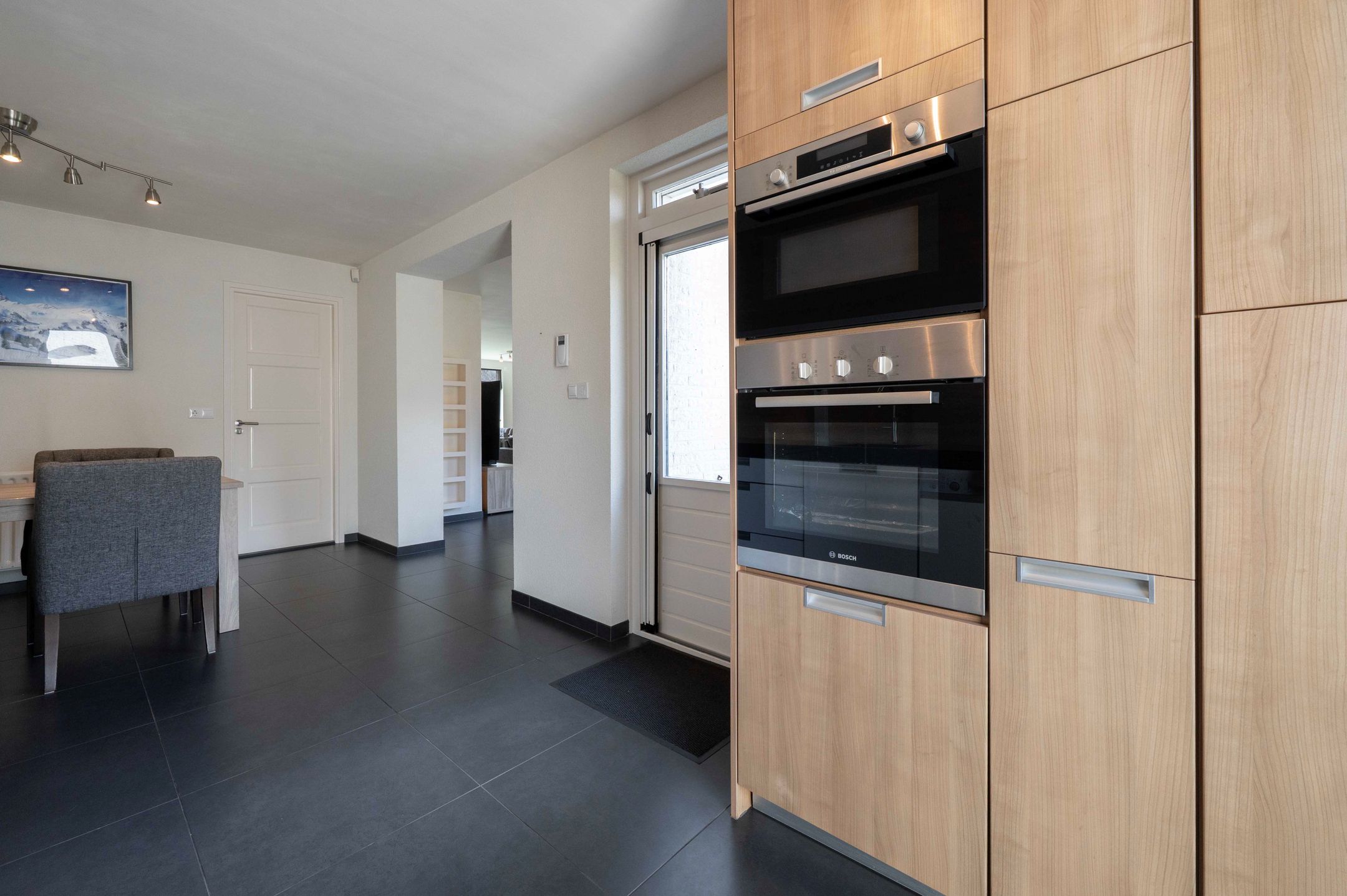 Spacious Detached Family Home with Modern Kitchen and Low-Maintenance Garden in Oudenbosch Center — 21