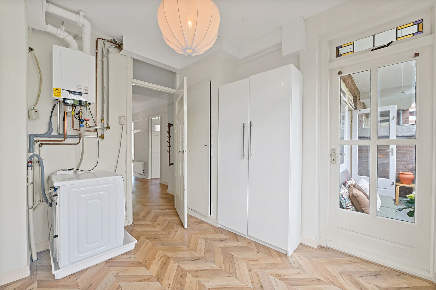 Spacious 3-Room Apartment with Balcony in Popular Blijdorp — 20