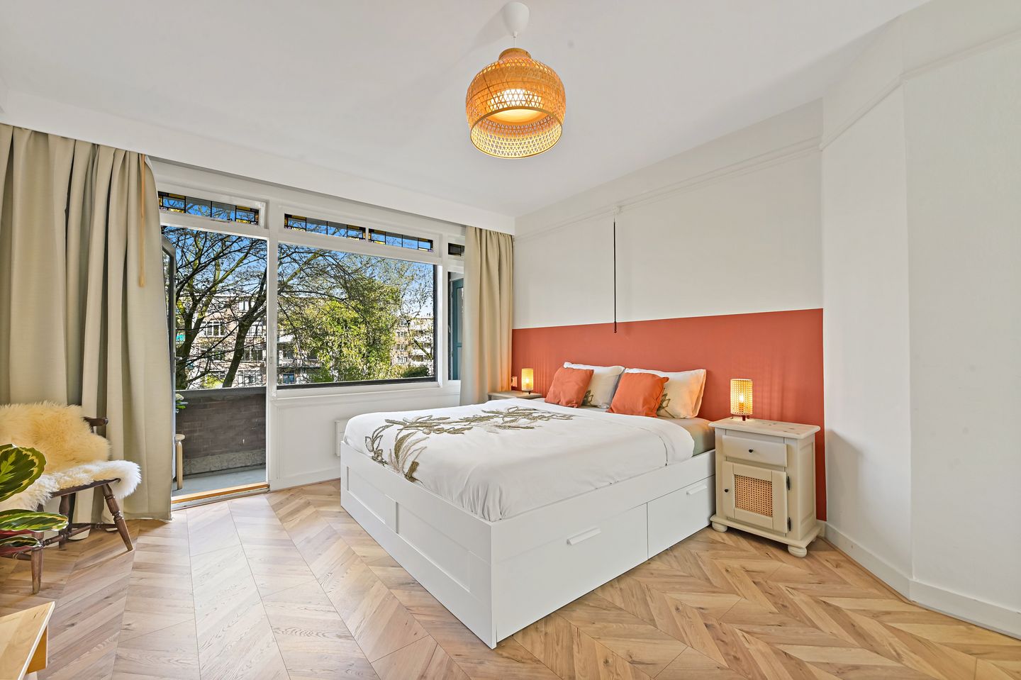 Spacious 3-Room Apartment with Balcony in Popular Blijdorp — 14