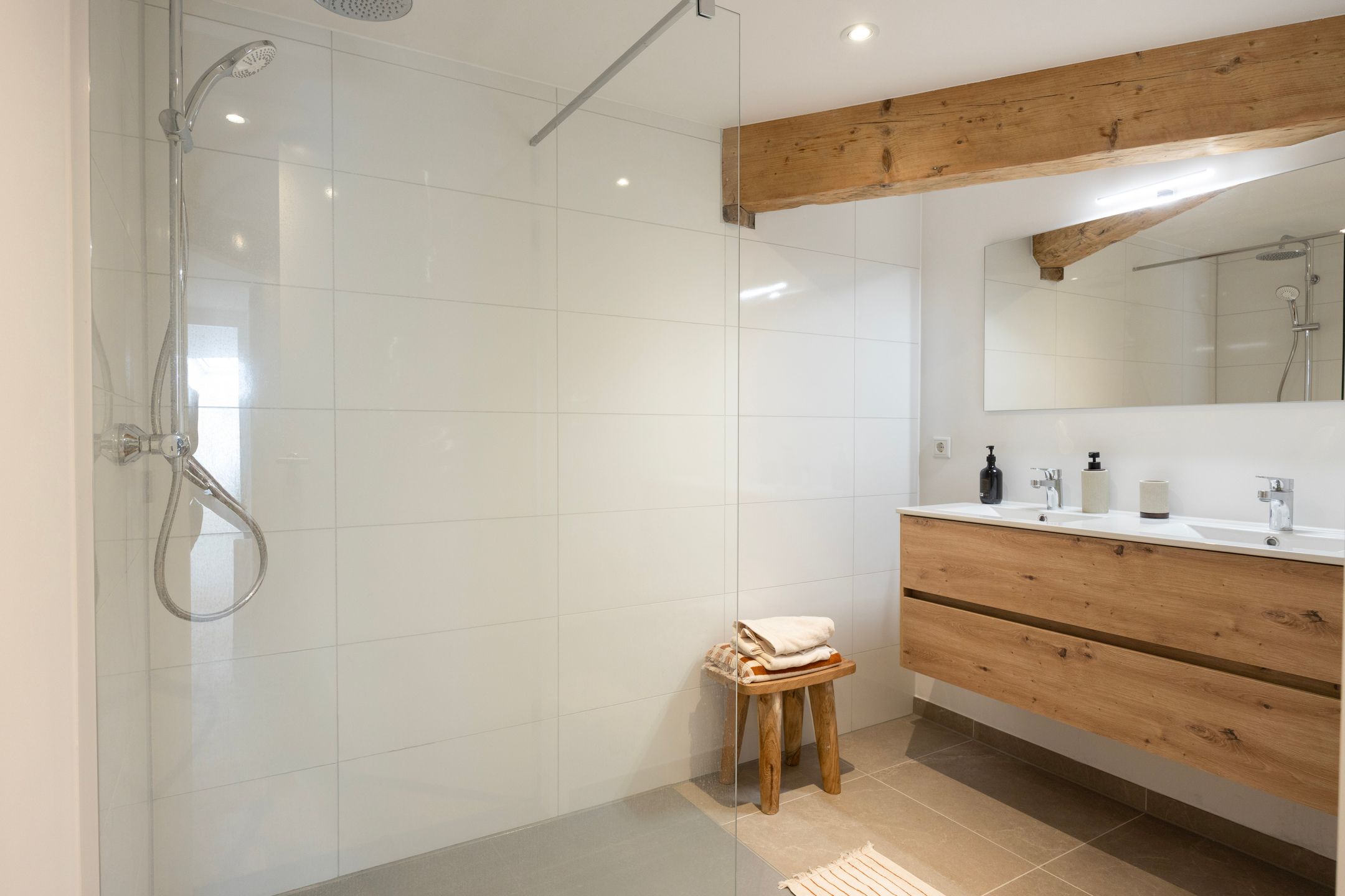 Foto 21 van Petrus Regoutplein 22-D01