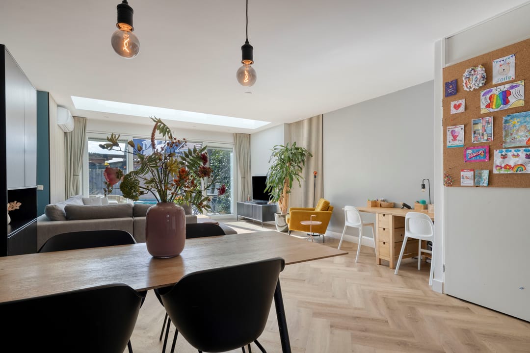 Family Home at the Forest Edge with Five Bedrooms and A Energy Label — 37