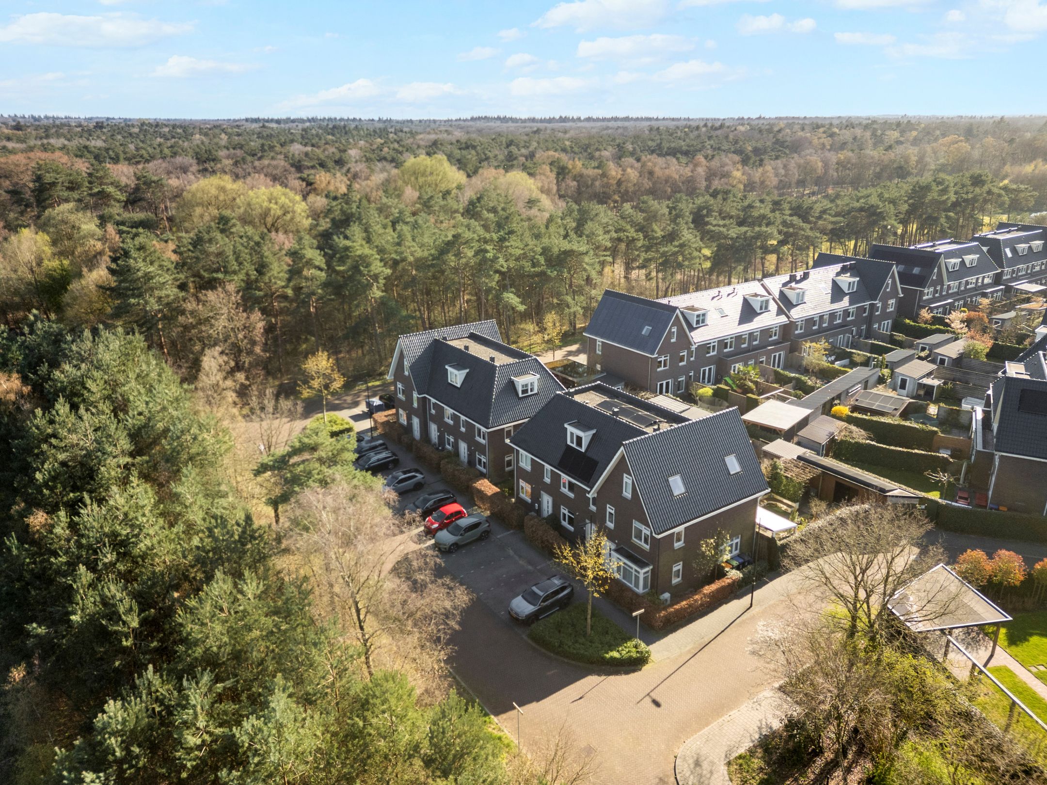 Family Home at the Forest Edge with Five Bedrooms and A Energy Label — 66