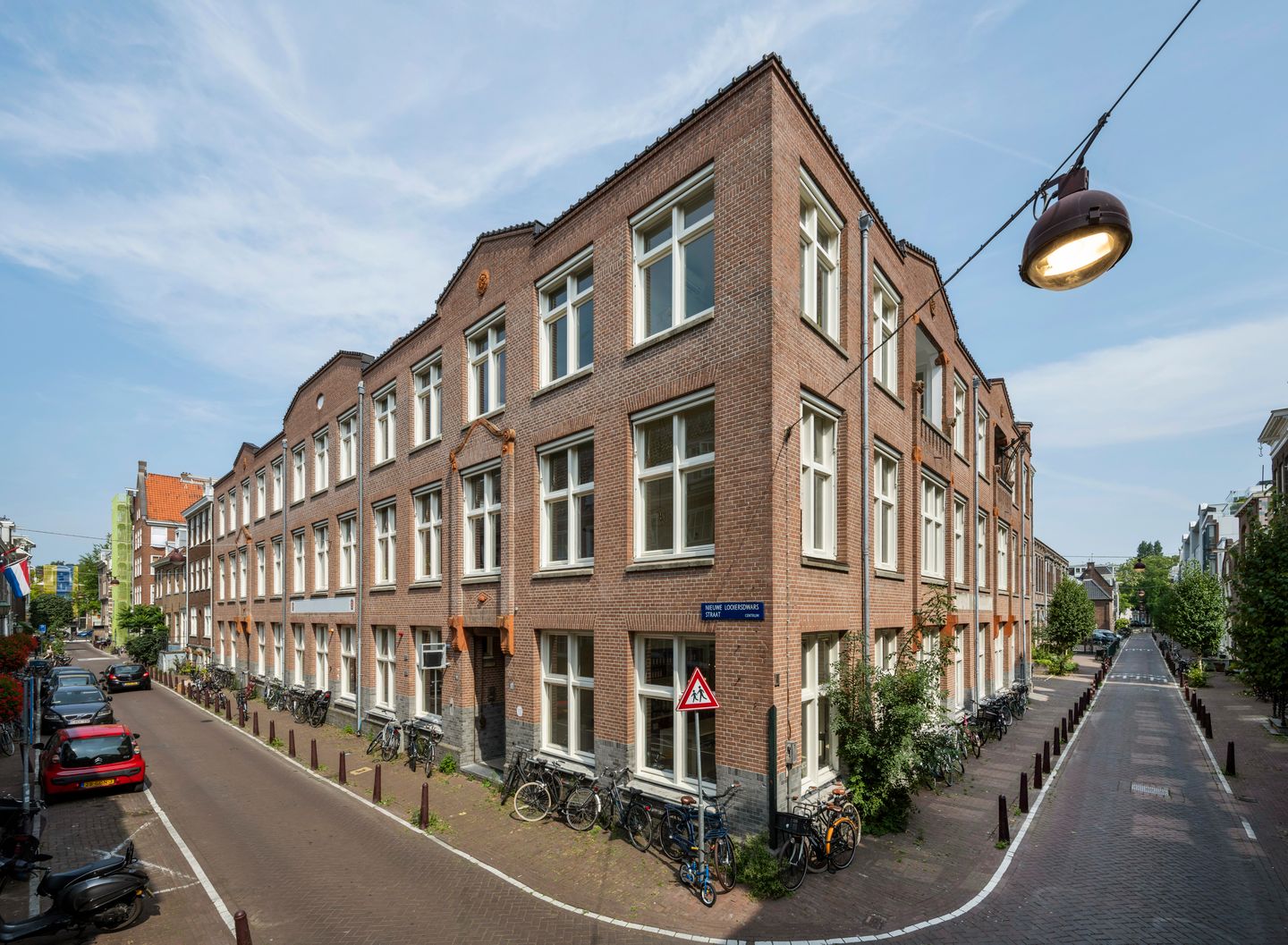 Bekijk foto 1 van Nieuwe Looiersdwarsstraat 9