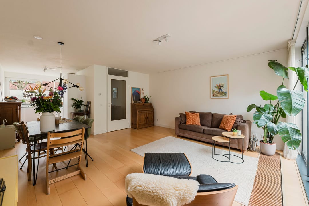 Foto 2 van Van Abbestraat 289