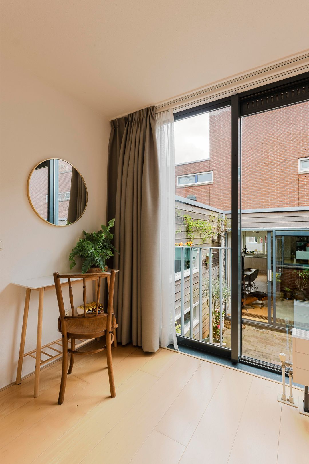 Foto 16 van Van Abbestraat 289