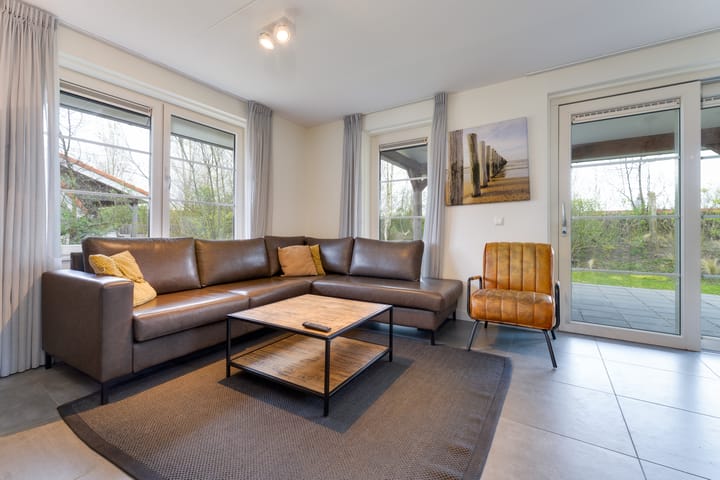 Foto 2 van Zeedijk 24-142