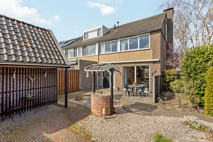 Photo 3 of Merelweg 40