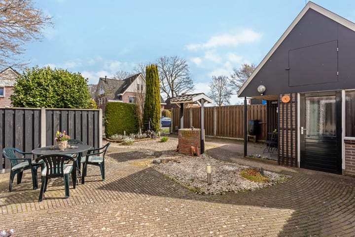 Photo 2 of Merelweg 40