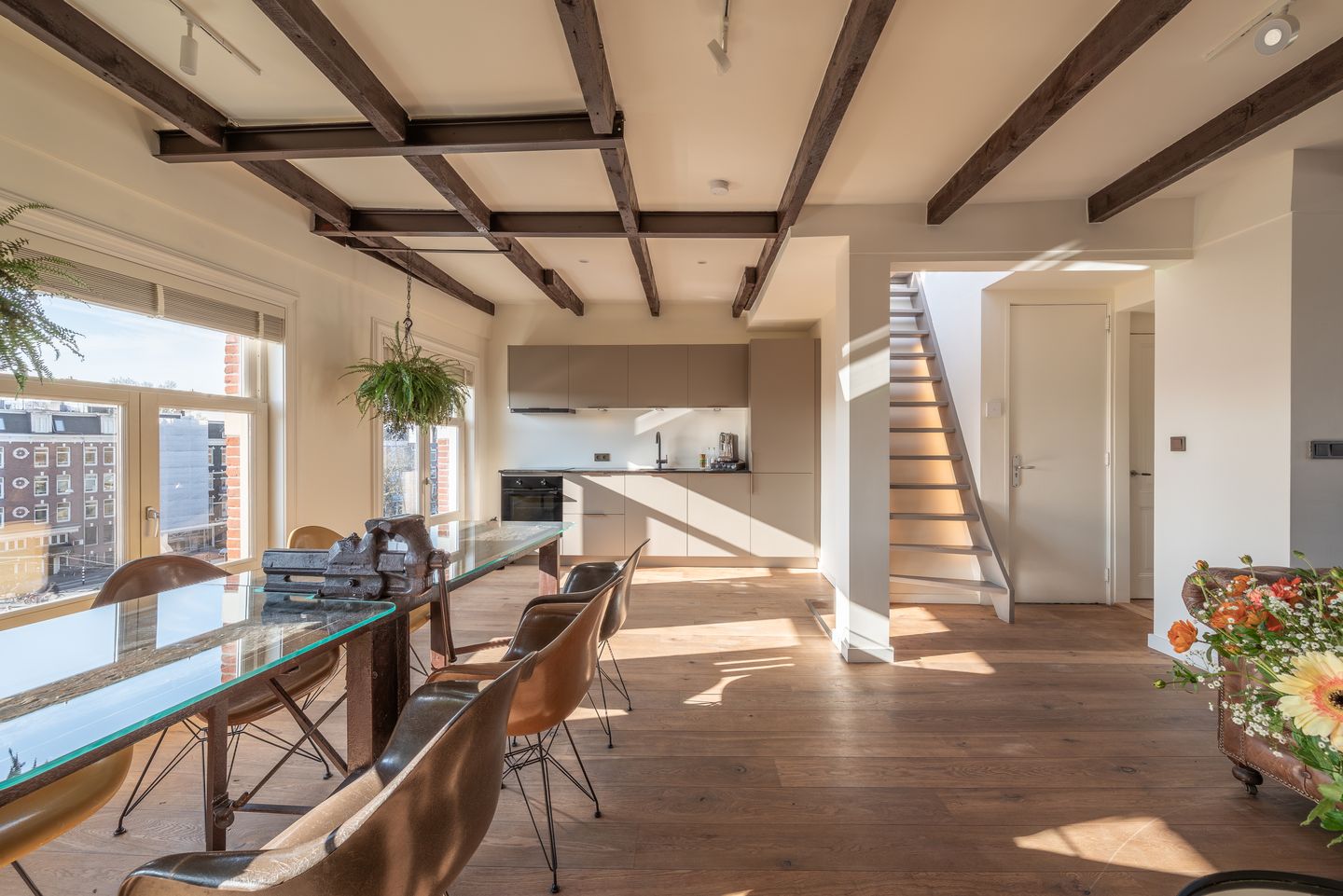 Foto 4 van Groenmarktkade 1-4