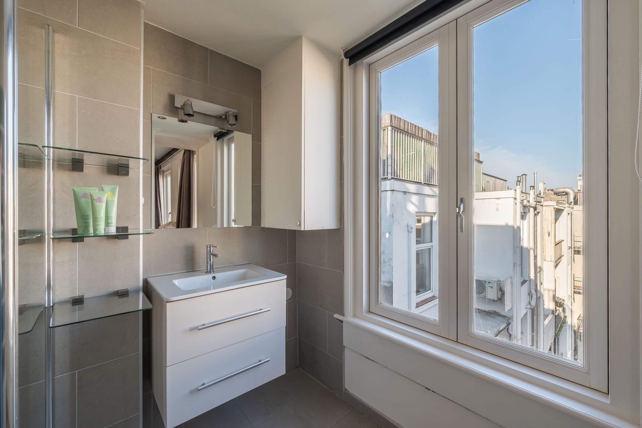 Foto 21 van Groenmarktkade 1-4