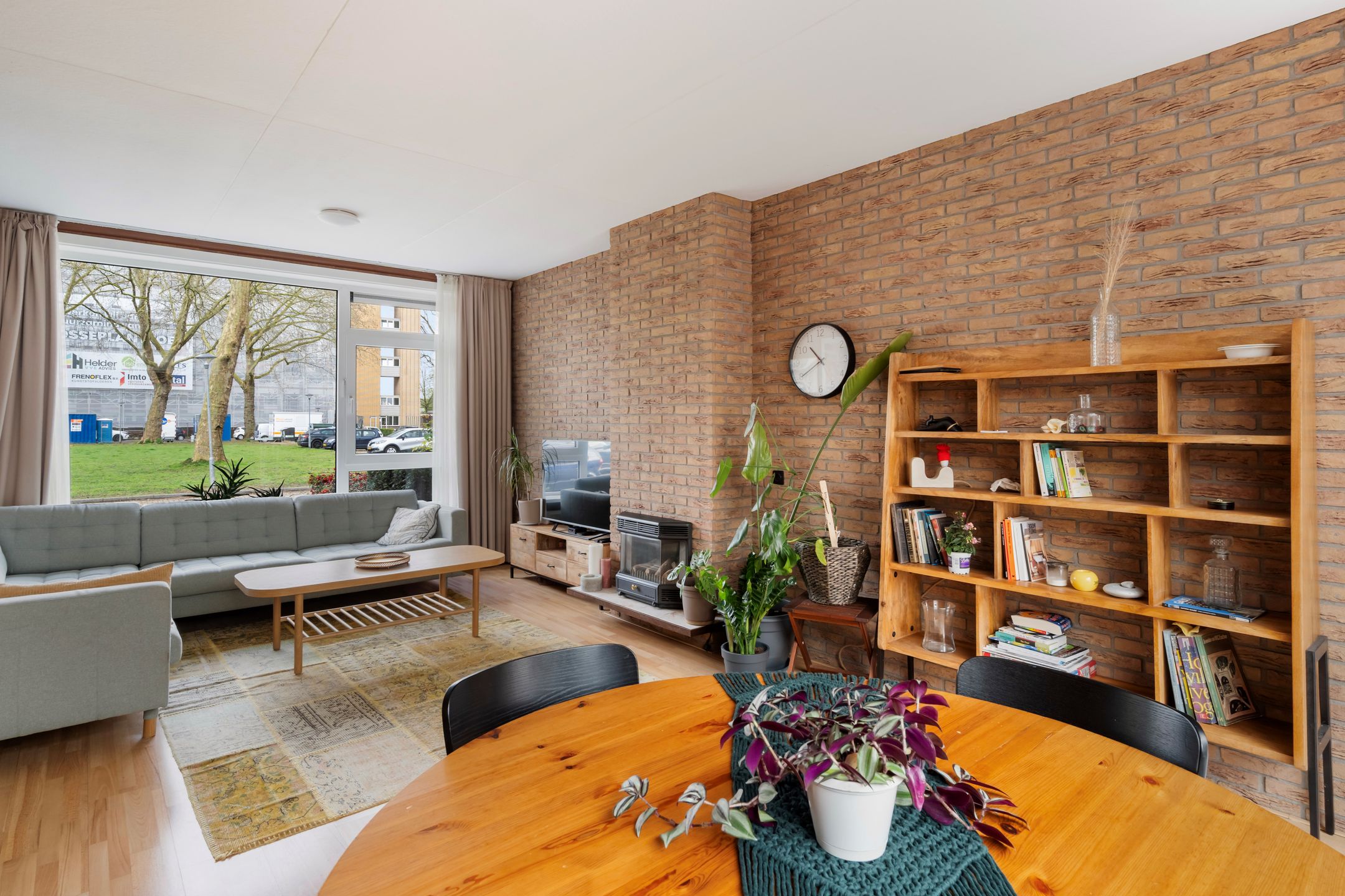 Photo 12 of Van Bosseplantsoen 7