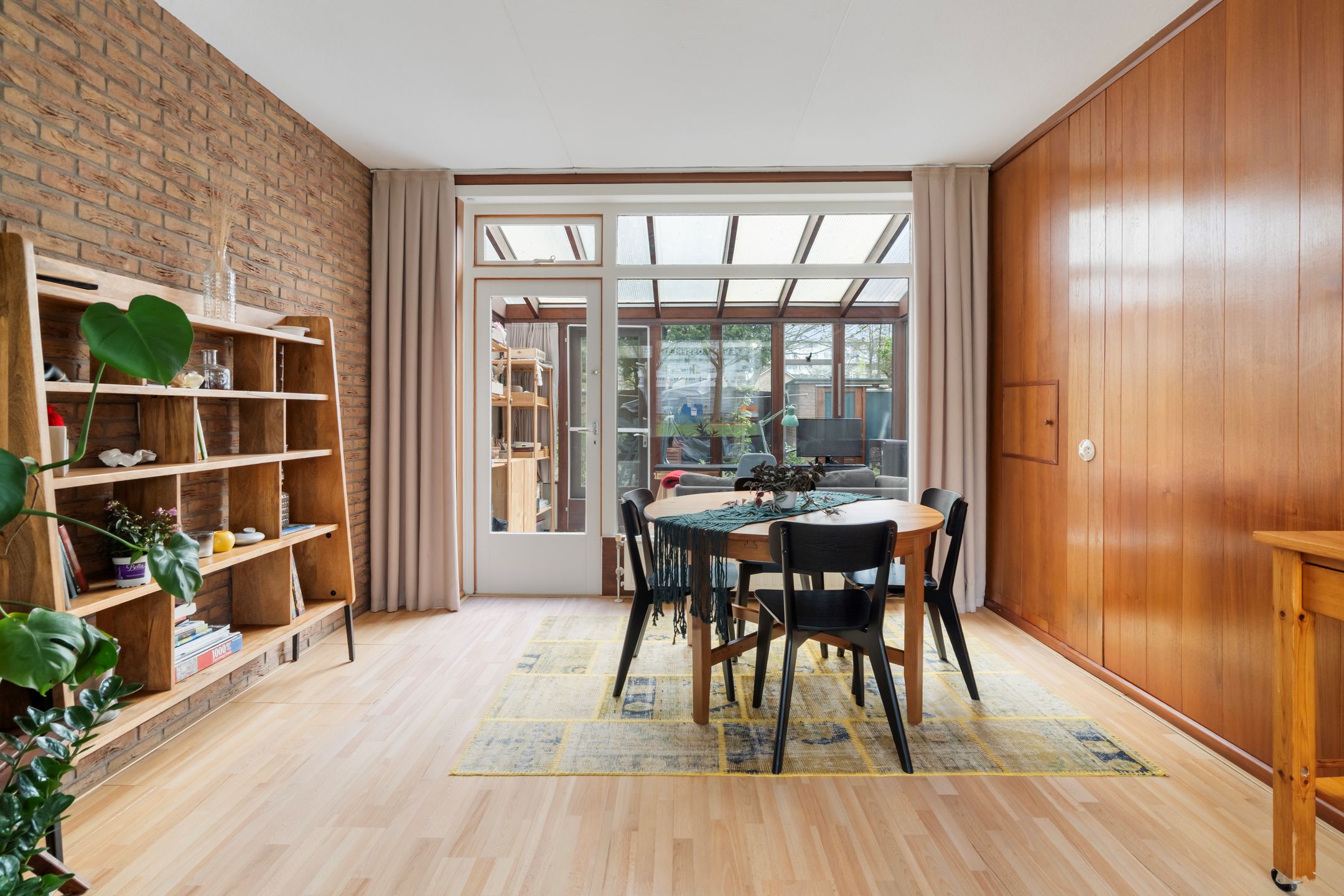 Photo 15 of Van Bosseplantsoen 7