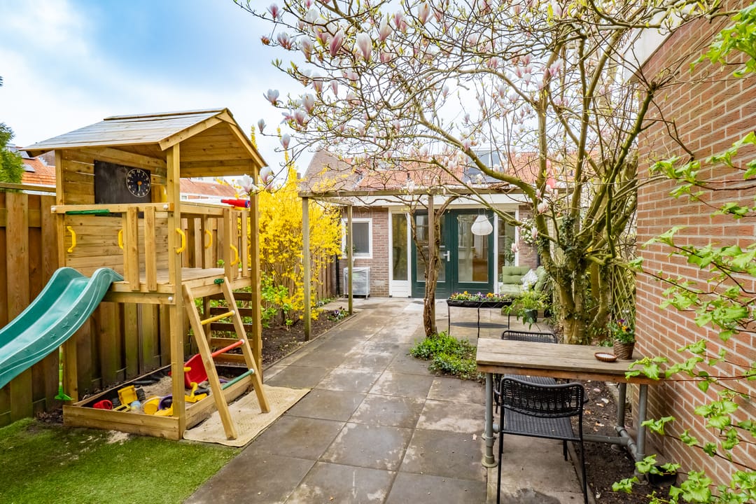 Move-in Ready Family Home with Garden Office in Rivierenwijk — 13