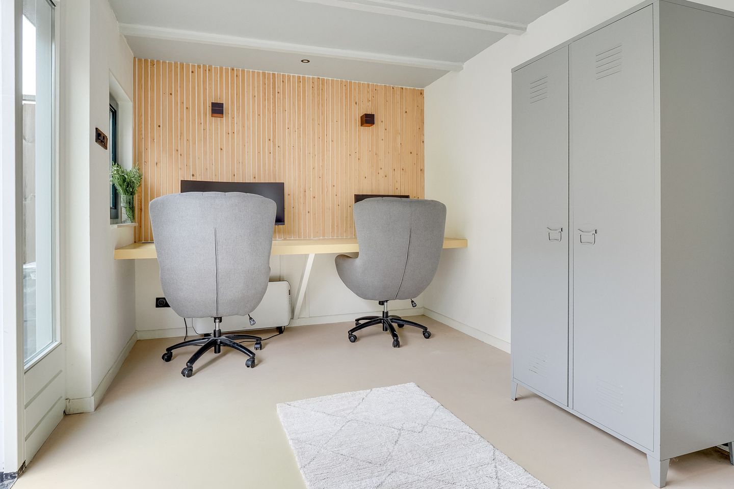 Move-in Ready Family Home with Garden Office in Rivierenwijk — 20