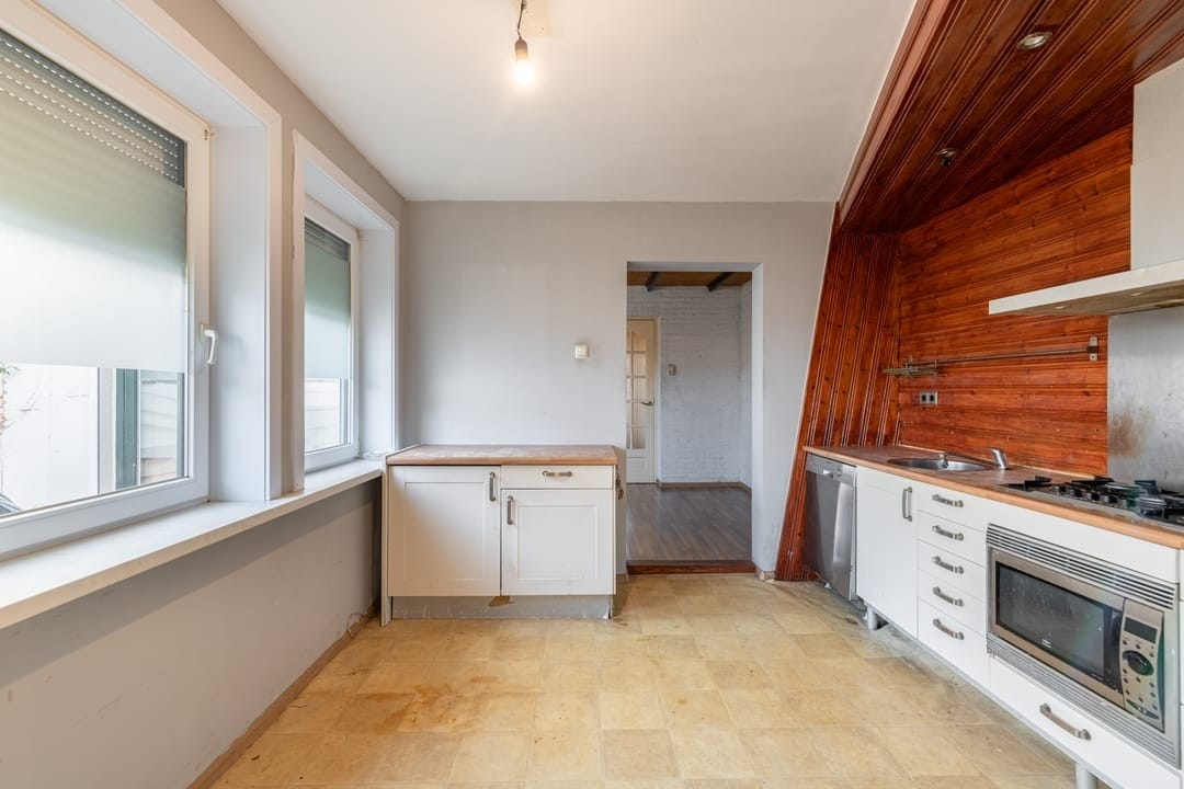 Spacious Starter Home with Basement and Garden in Geleen-Noord — 13