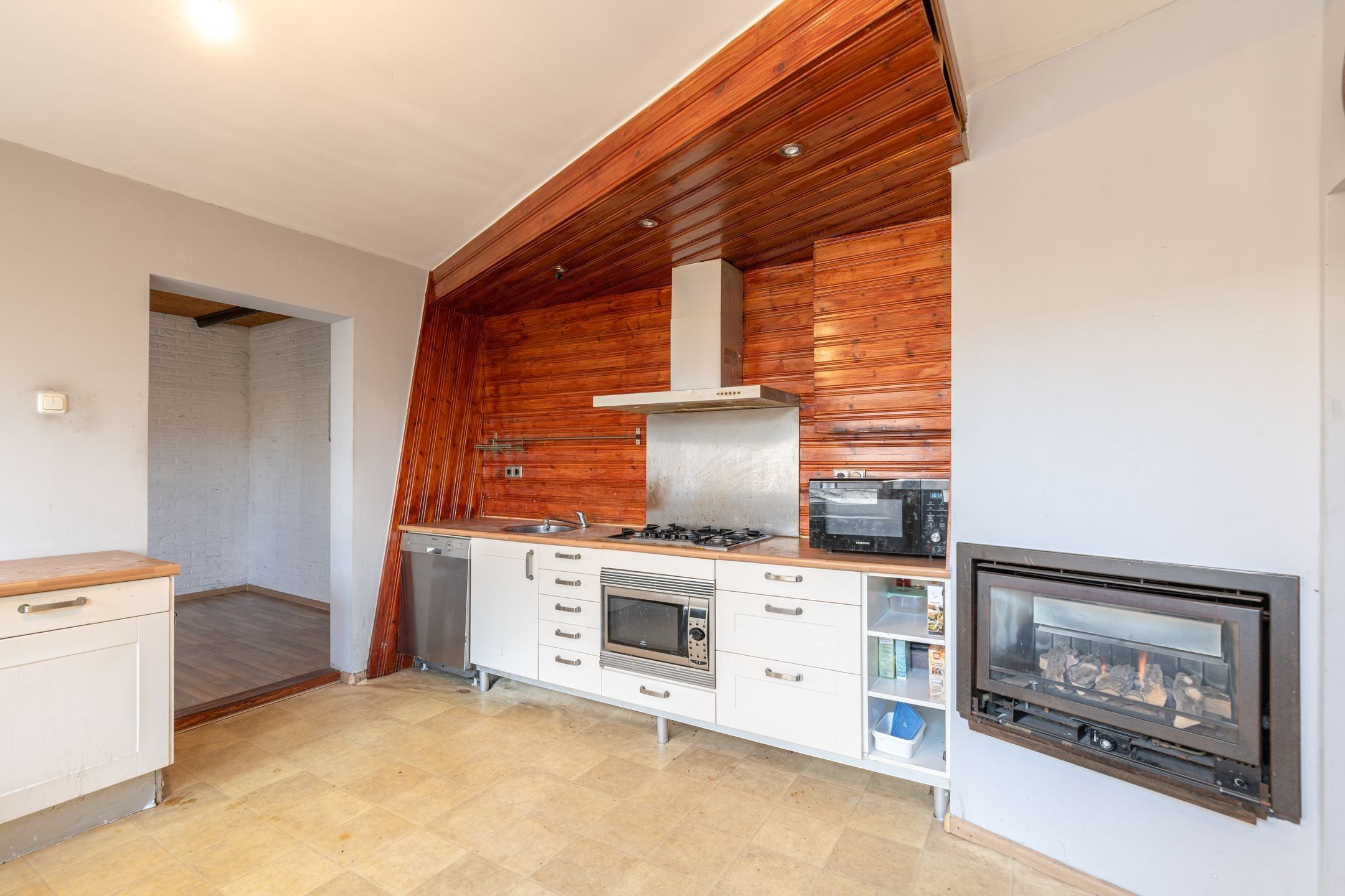 Spacious Starter Home with Basement and Garden in Geleen-Noord — 12