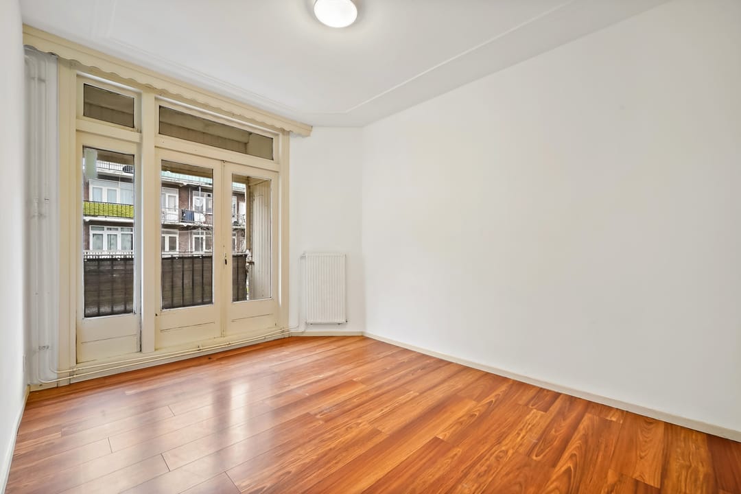 Photo 13 of Antheunisstraat 6