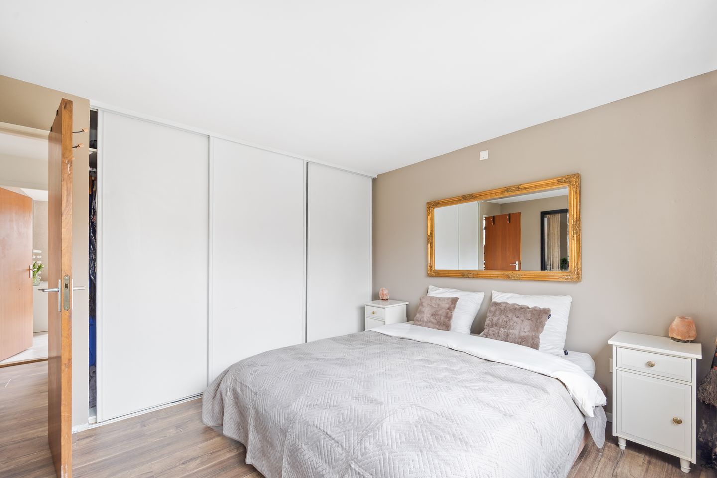 Foto 44 van Burgemeester de Villeneuvesingel 41