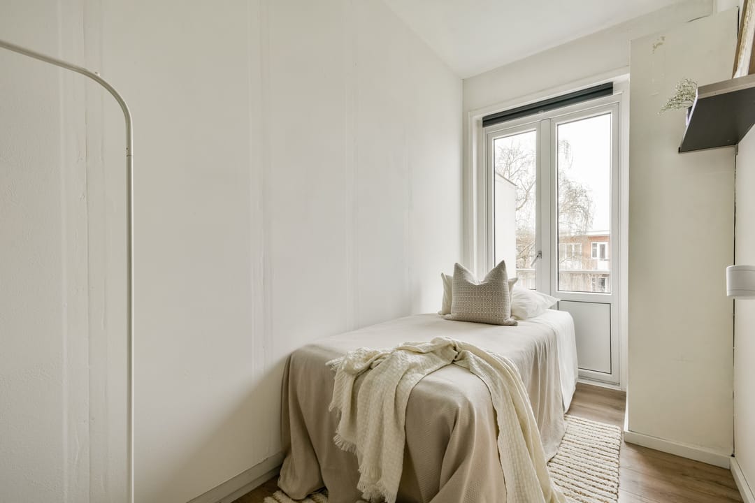 Top Floor 3-Room Apartment with Sunny Balcony in Monumental Building Amsterdam East — 13
