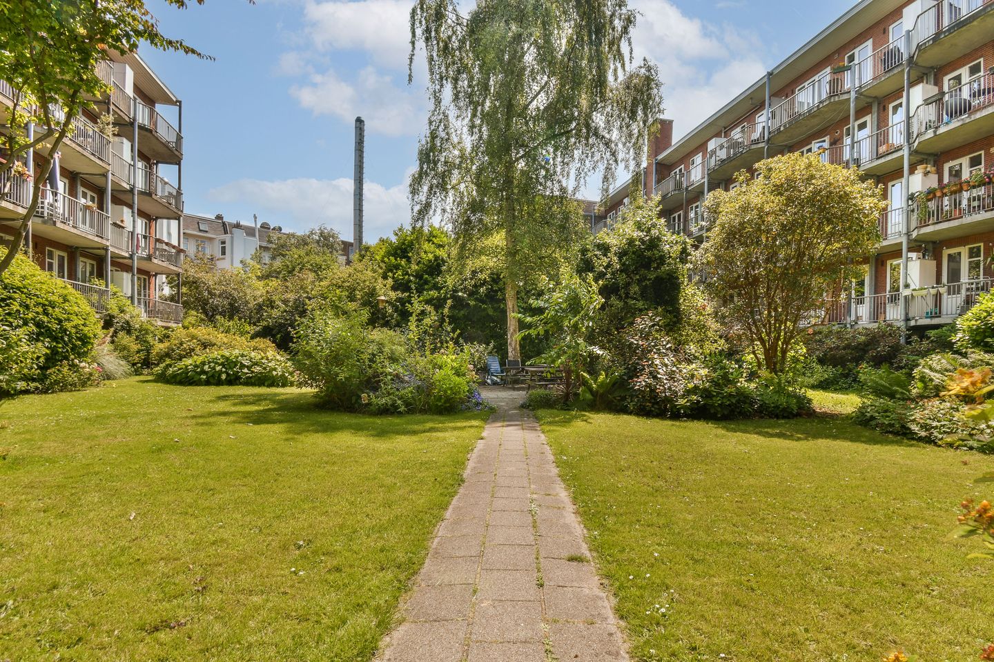 Top Floor 3-Room Apartment with Sunny Balcony in Monumental Building Amsterdam East — 14