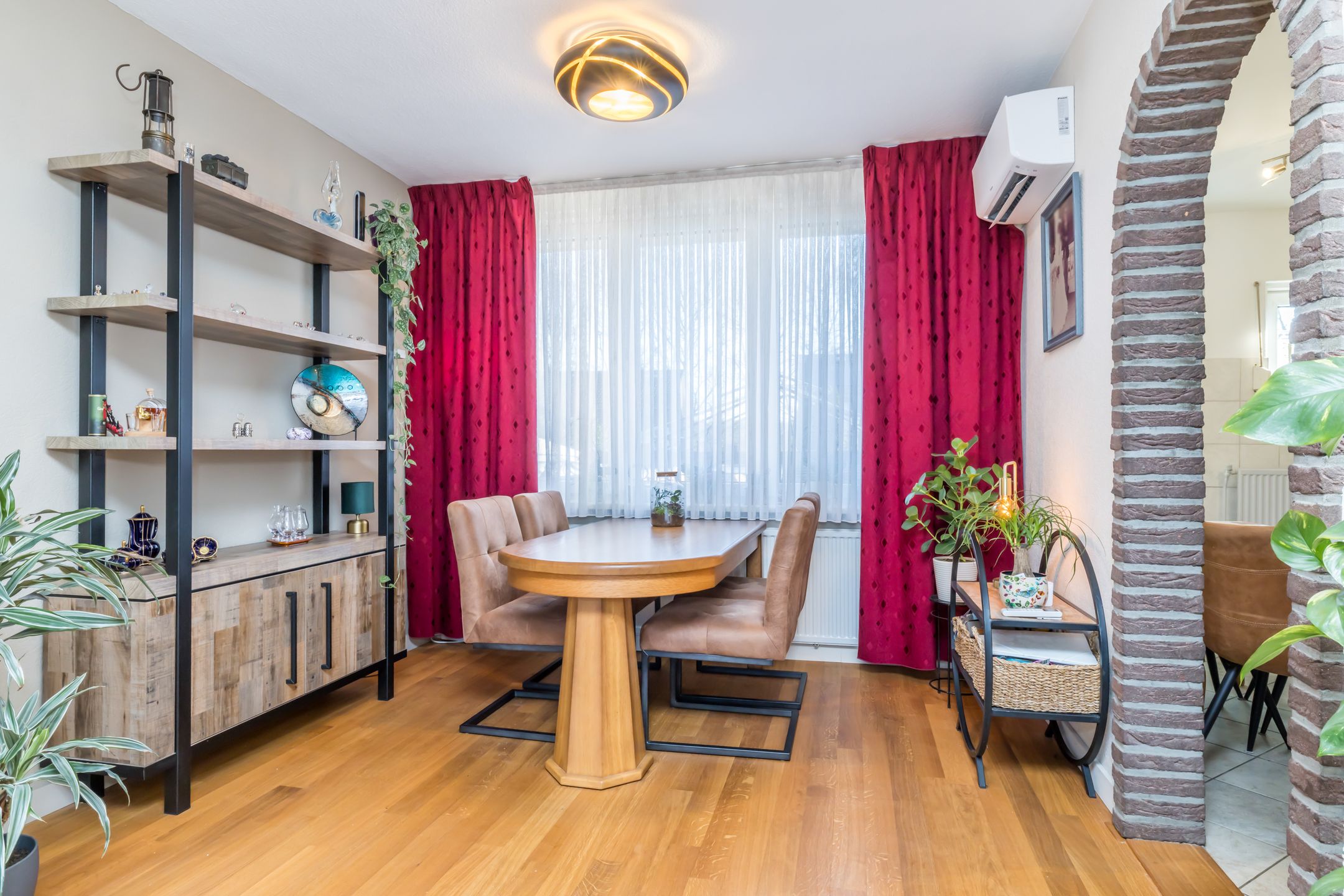 Foto 9 van Mettebos 66