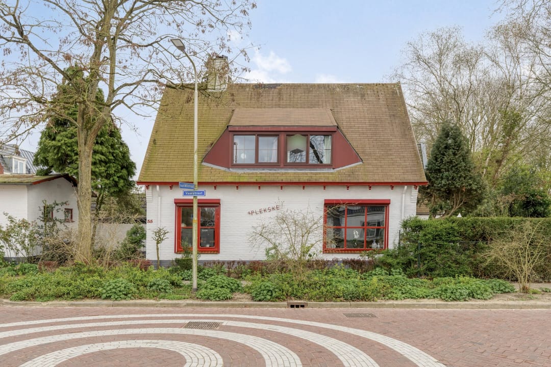 Photo 2 of Voorstraat 35