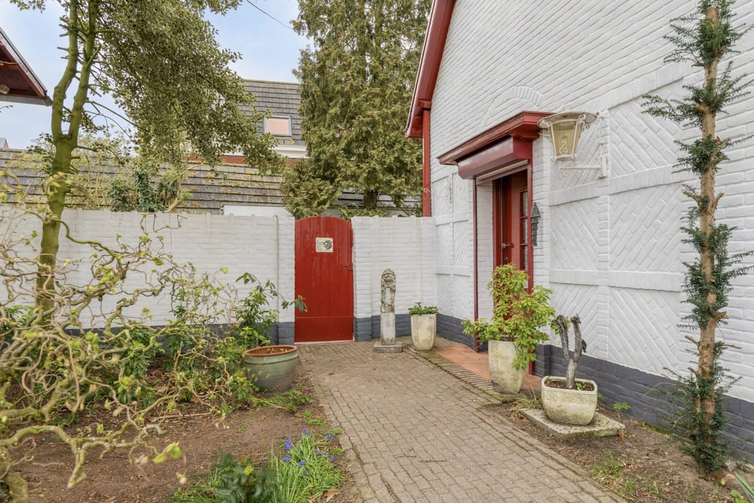 Photo 7 of Voorstraat 35