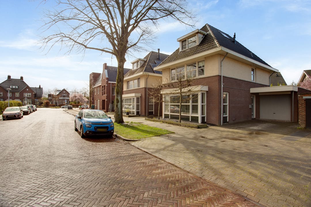 Foto 7 van Floresstraat 3