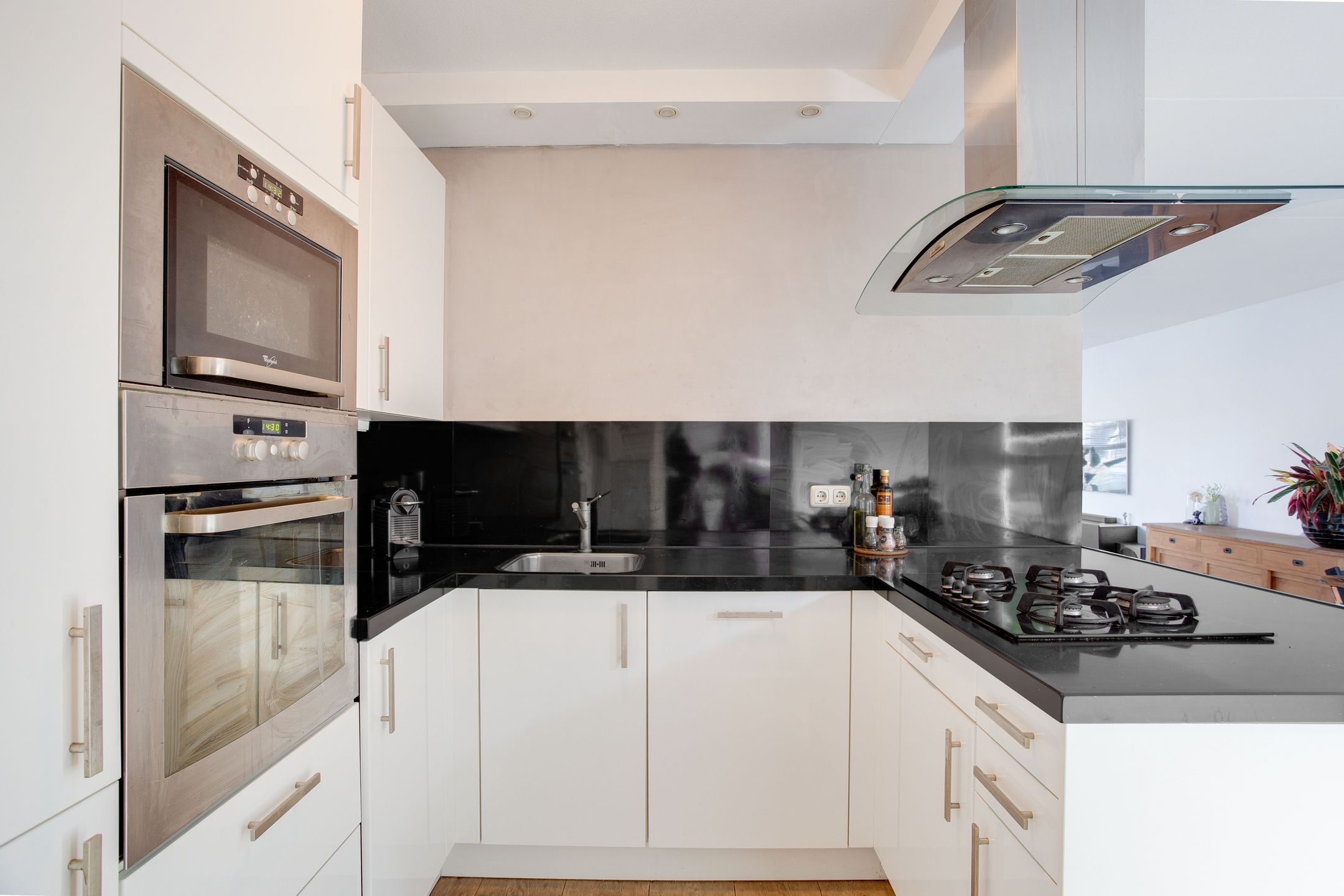 Foto 3 van Floresstraat 3