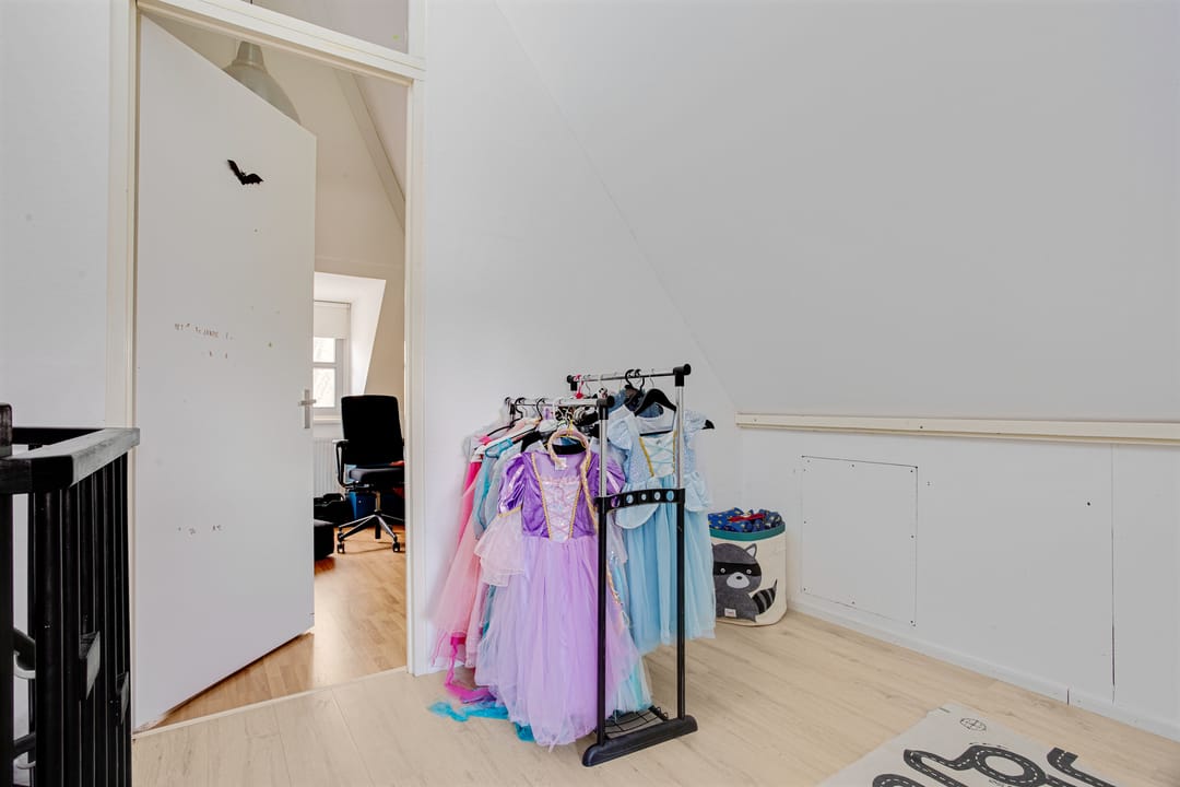 Foto 32 van Floresstraat 3