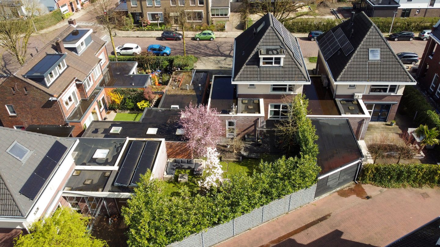 Foto 50 van Floresstraat 3