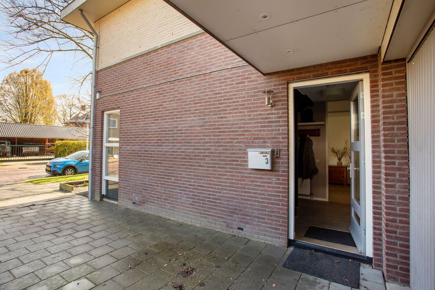 Foto 10 van Floresstraat 3