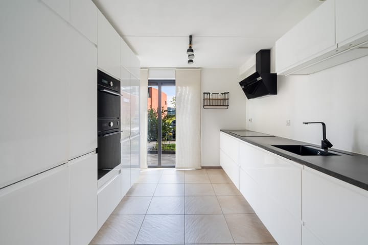 Foto 3 van Blauw-roodlaan 141