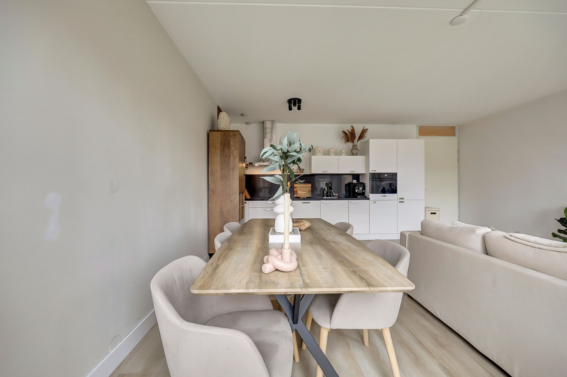 Photo 9 of Ganeshastraat 15