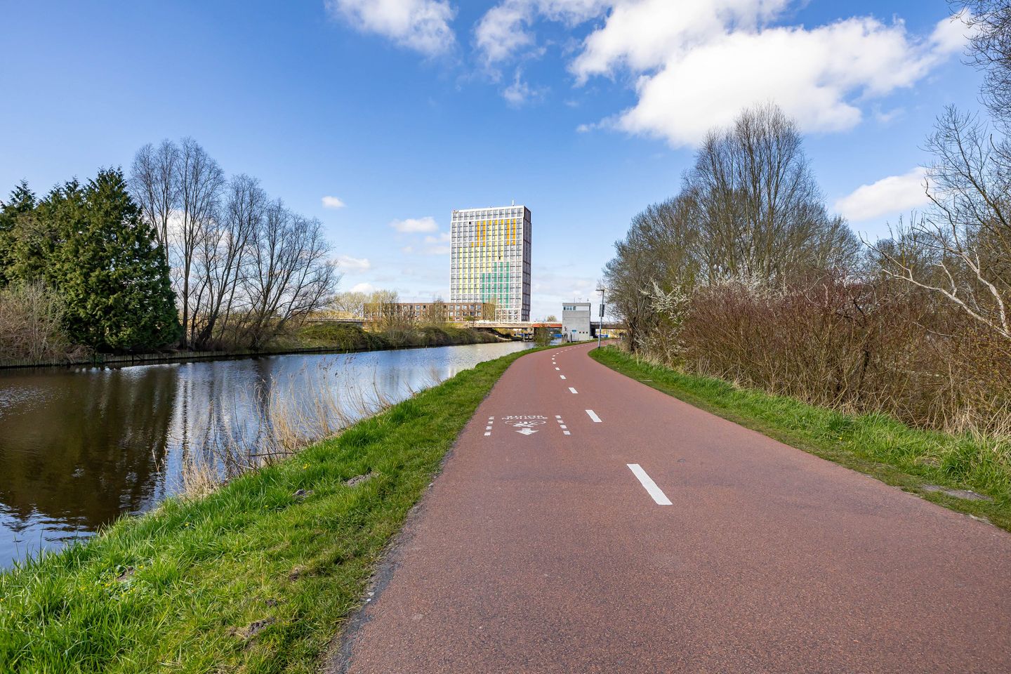 Foto 25 van Marsstraat 127