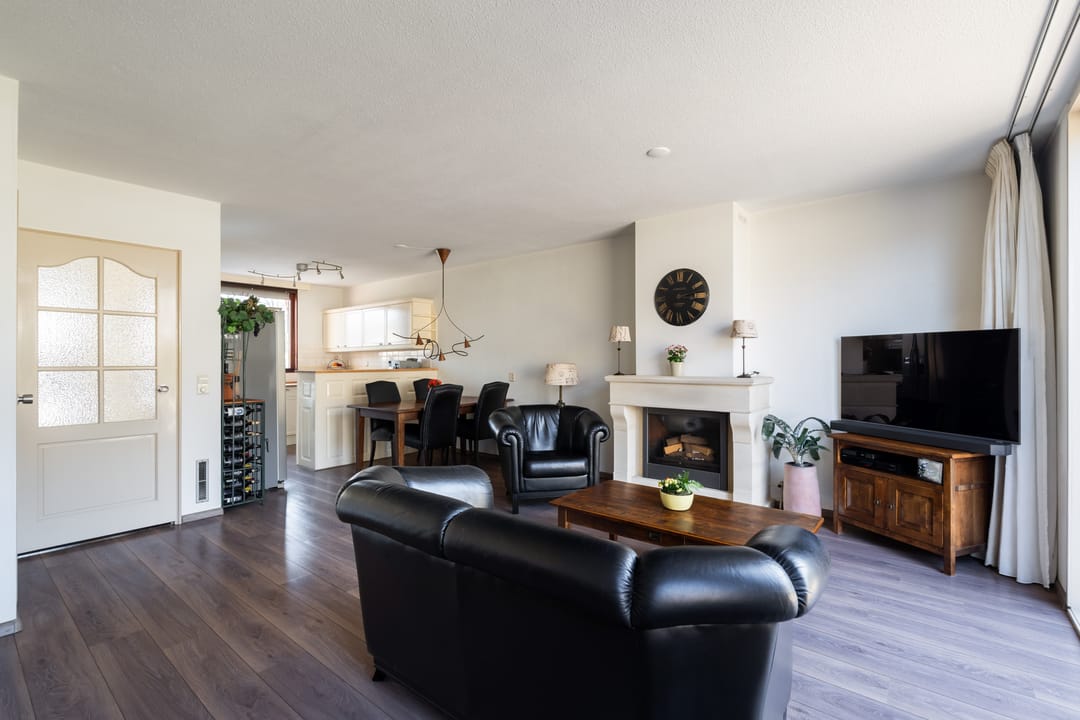 Photo 2 of J. Boezerstraat 80