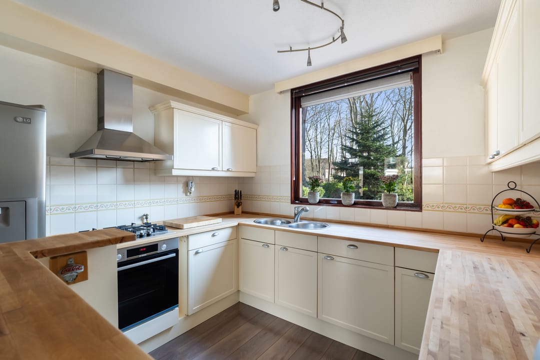 Photo 13 of J. Boezerstraat 80