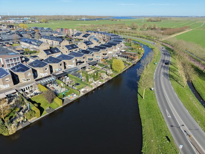 Voorsteven 18 main image