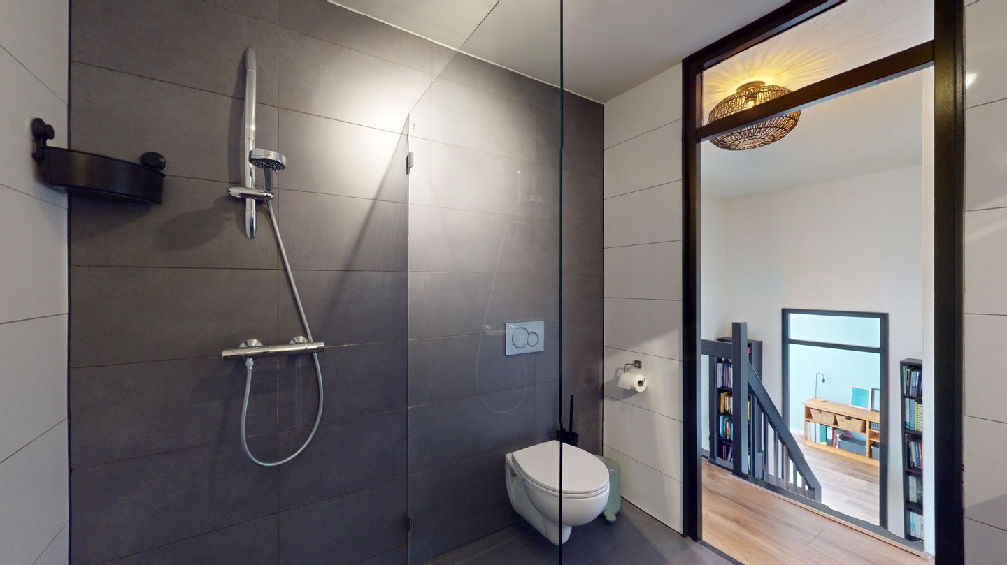 Foto 25 van Galerijstraat 15