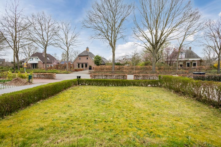 Photo 4 of Dorpsstraat 96