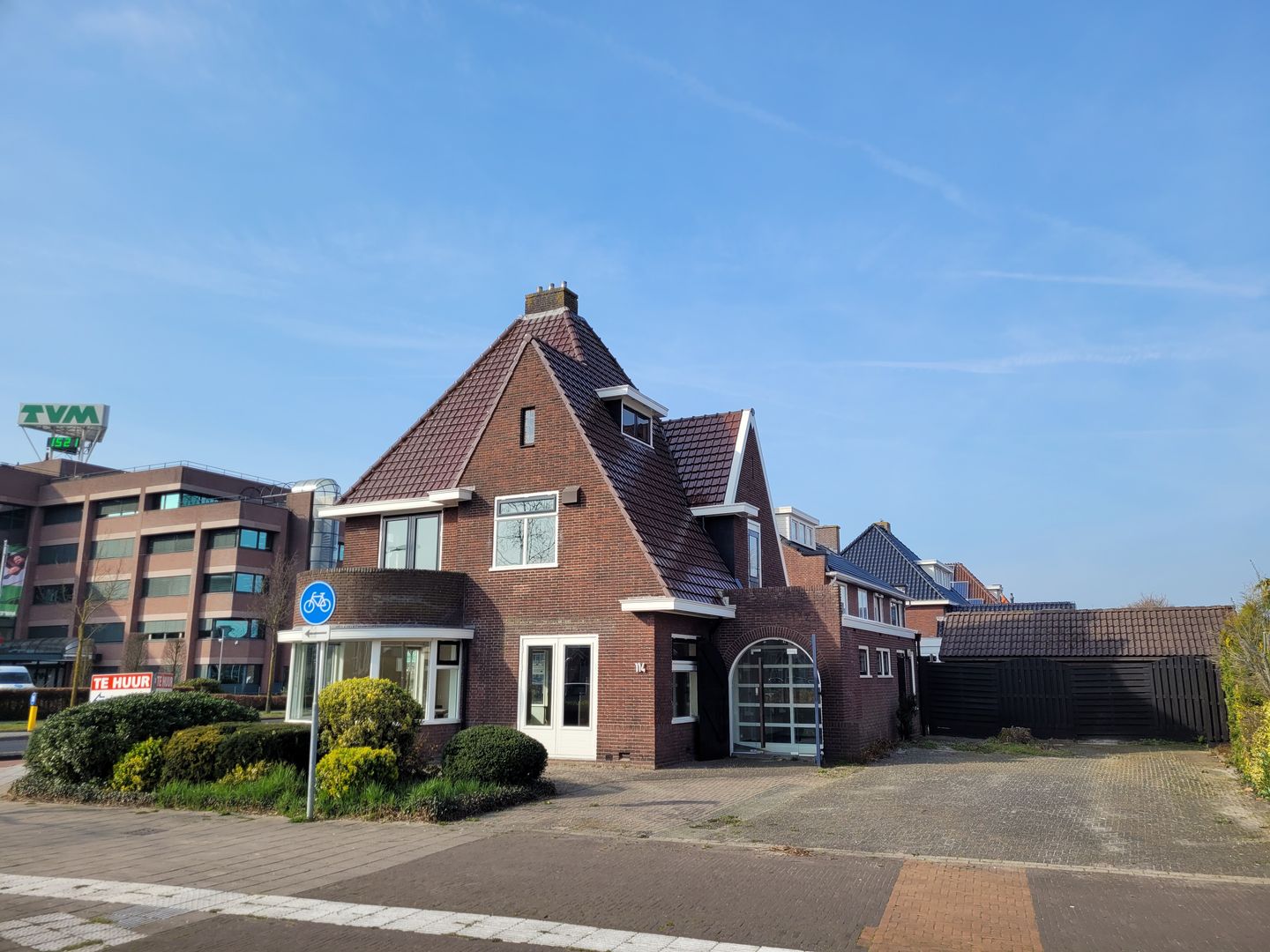 View photo 2 of Schutstraat 114