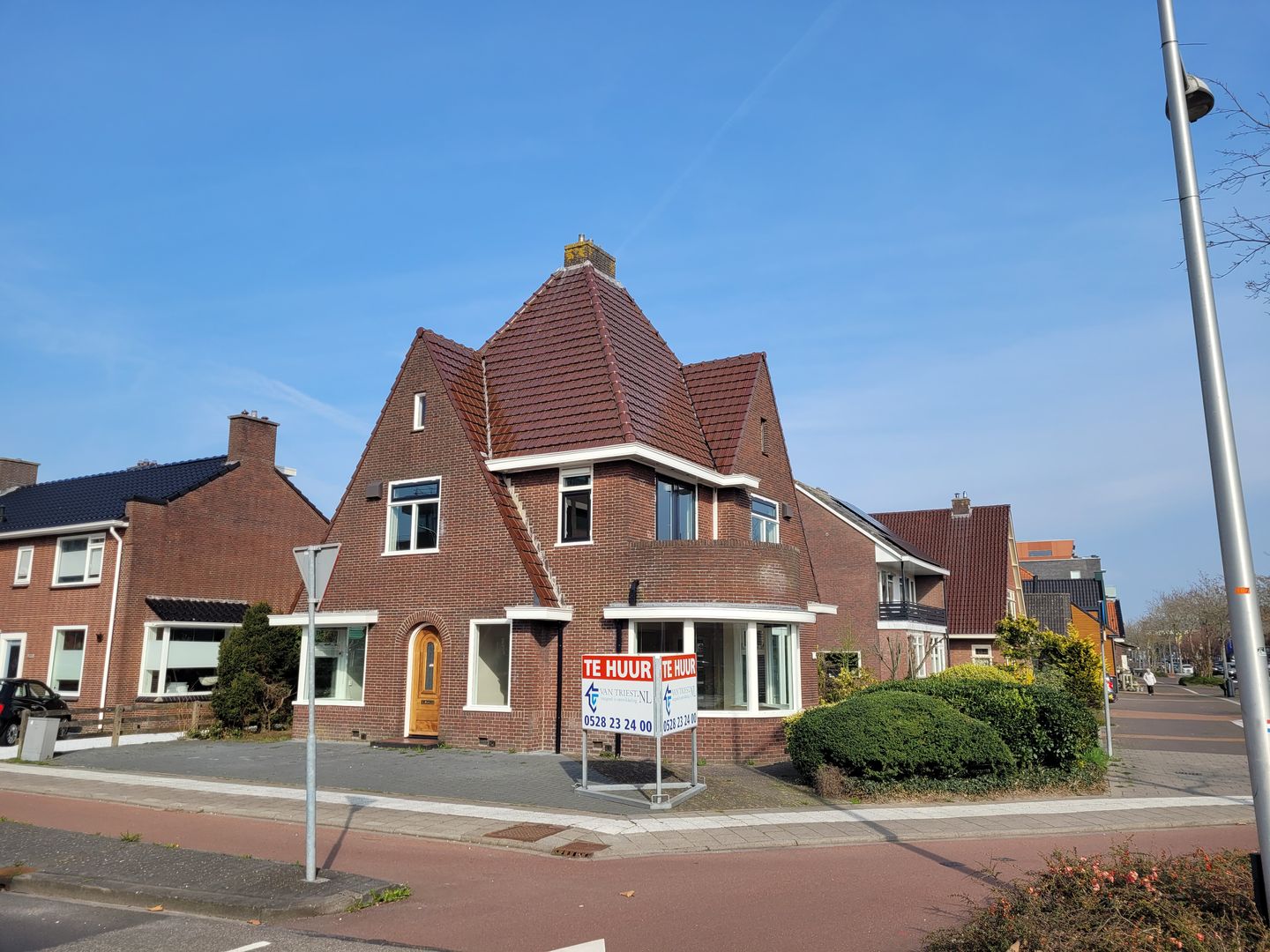 View photo 3 of Schutstraat 114