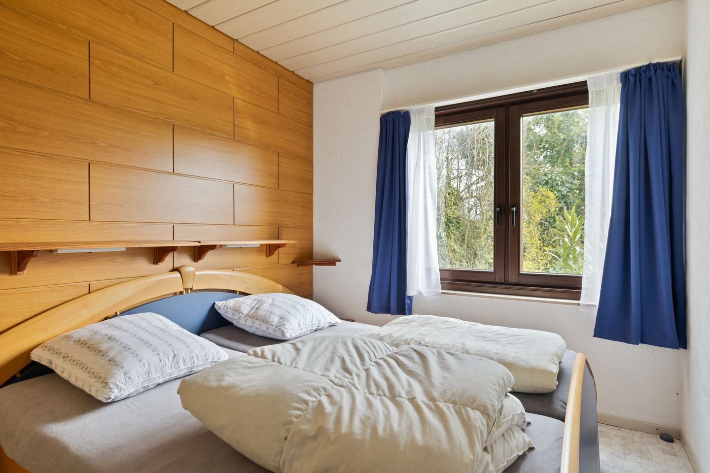 Photo 14 of Branding 13