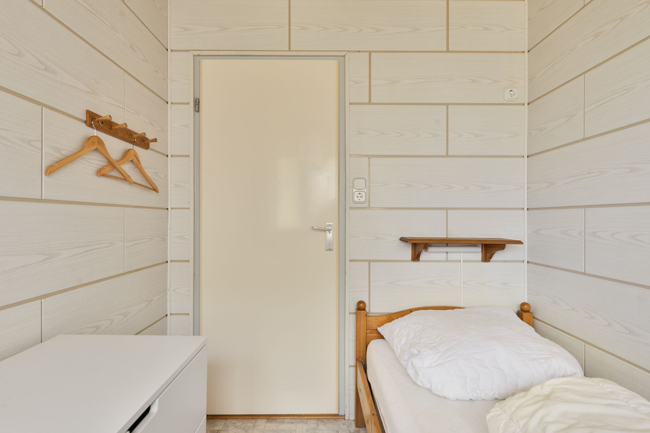 Photo 18 of Branding 13