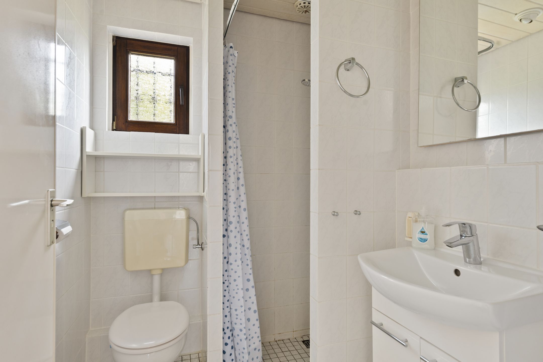 Photo 12 of Branding 13