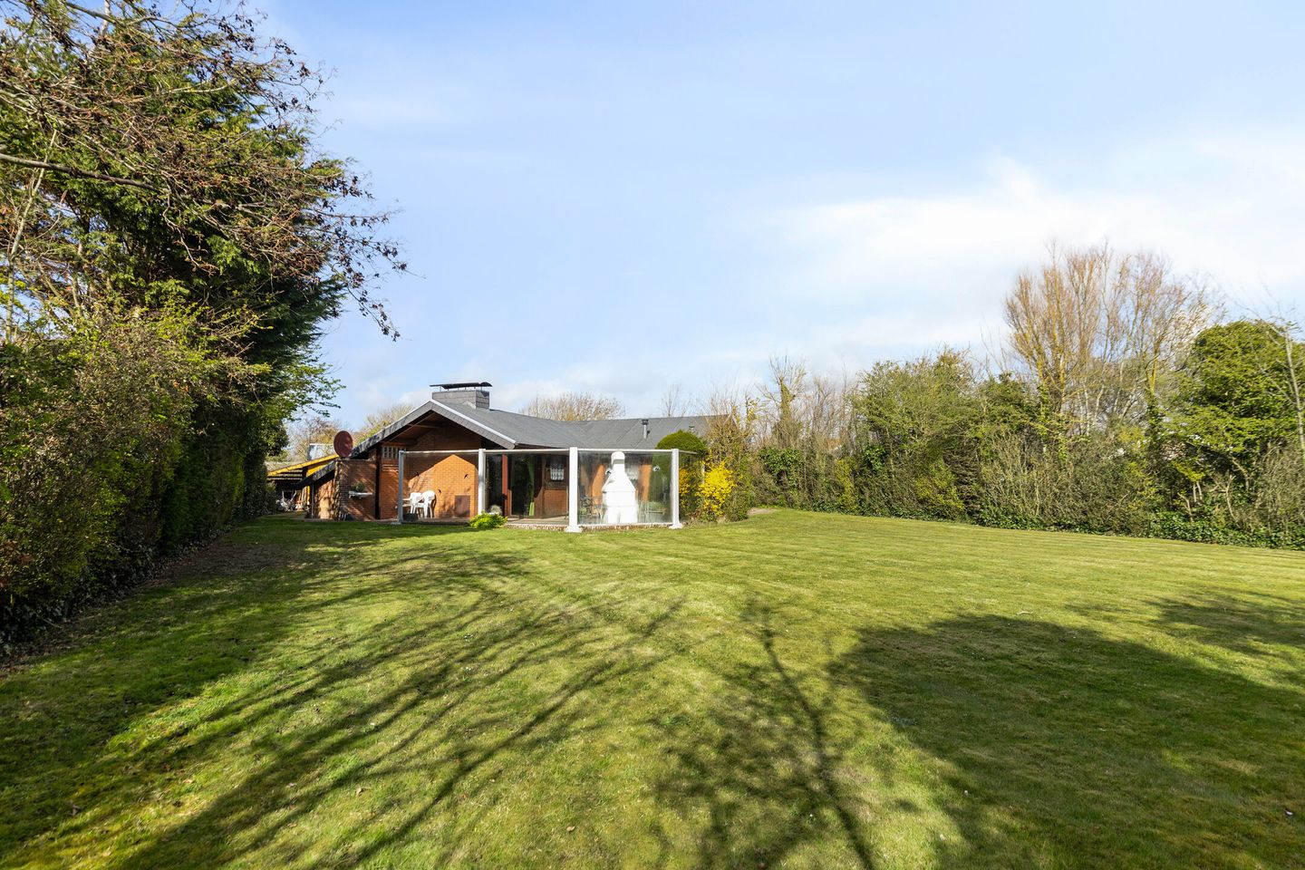 Photo 29 of Branding 13