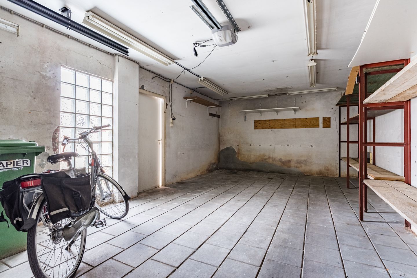 Photo 44 of Odradastraat 65